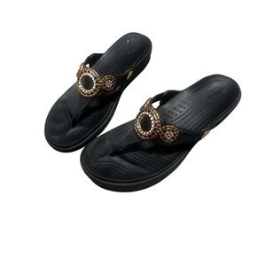 Crocs Sanrah Embellished Wedge Sandals Womens 7 Black Gold Thong Flip Flops